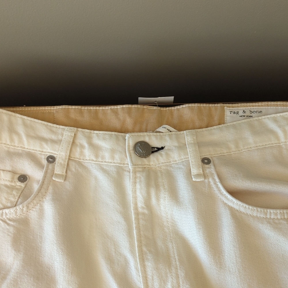 Rag & Bone Ecru Denim Jeans. Women's Size 32 NEW